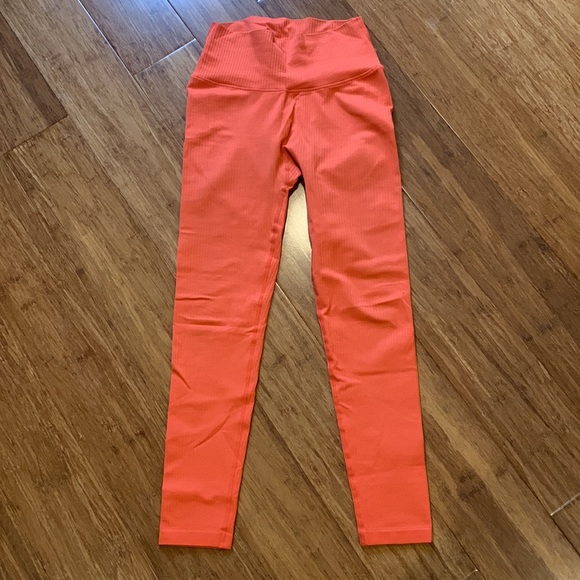 Balance Athletica leggings - Picture 4 of 13